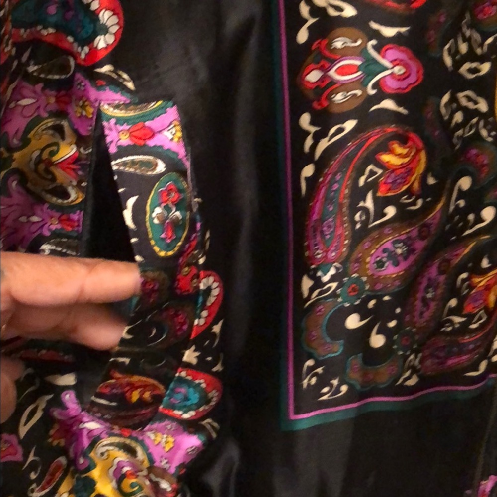 Silk Jacket - Picture 5 of 8